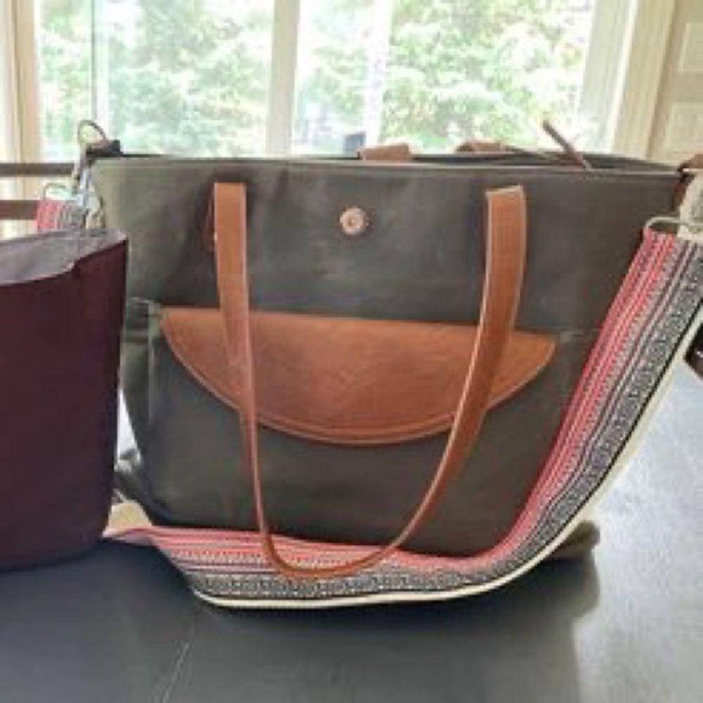 Momkindess CarryAll Tote / Diaper Bag